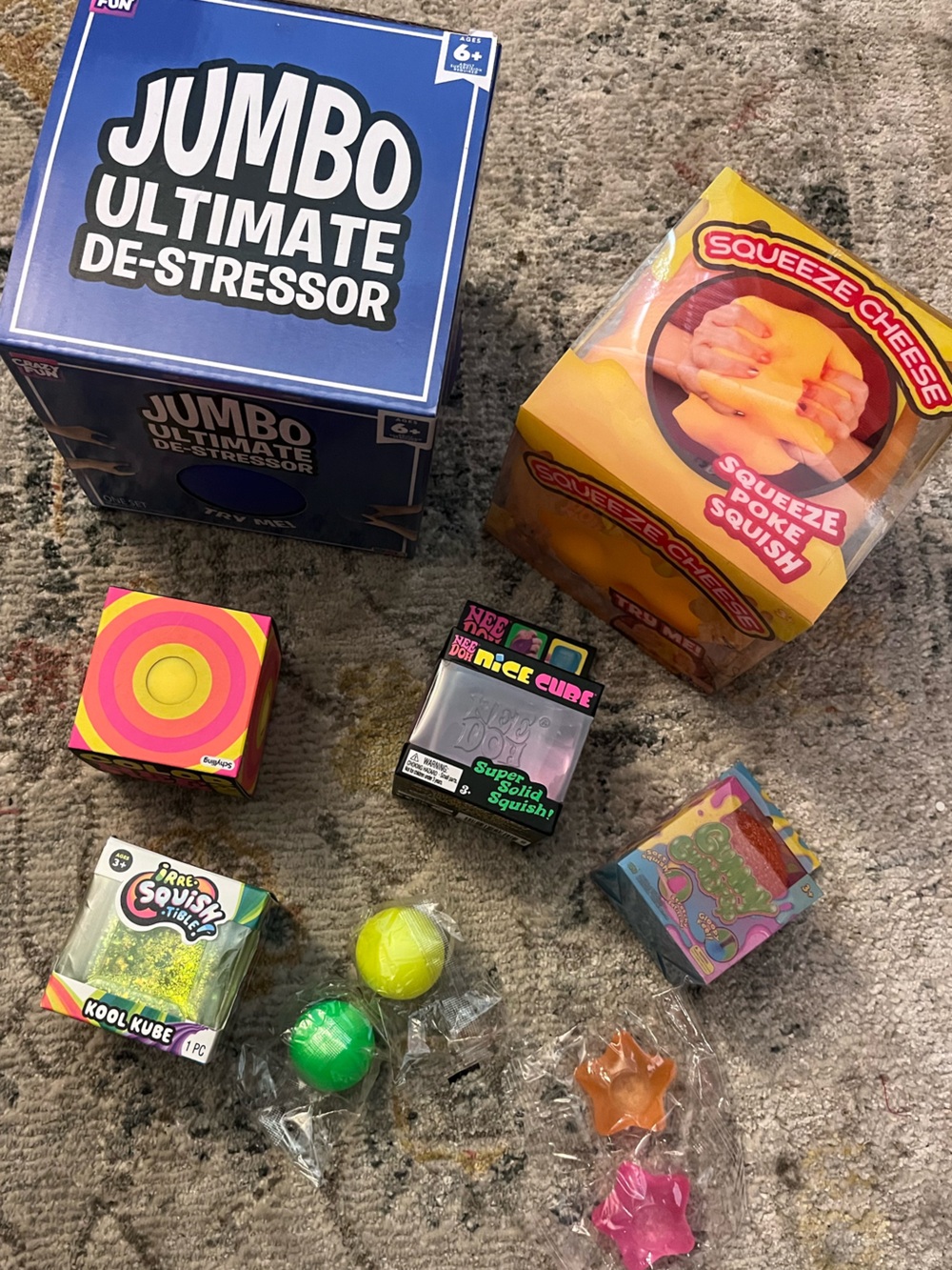 Squishy bundle - including Needoh